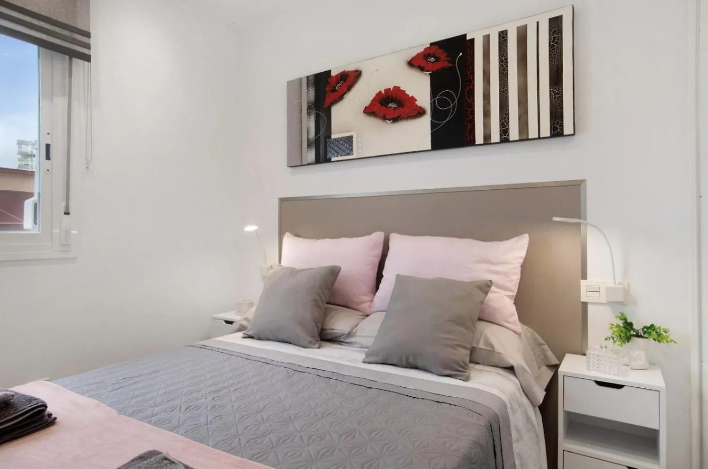 Sunny Apartment New In The Center Torremolinos